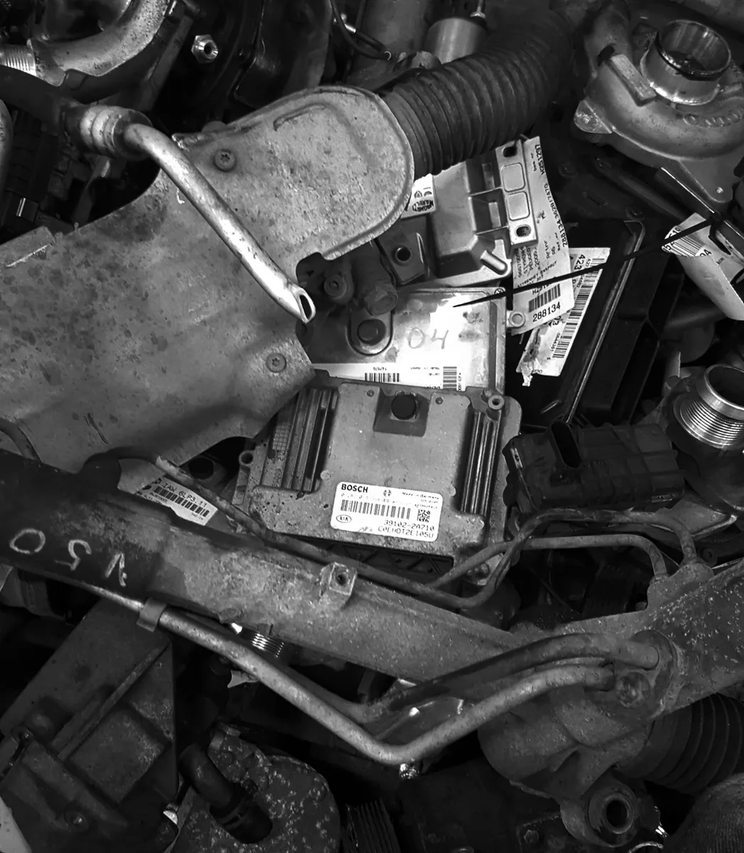 Centralitas de motor ECU clasificadas por marca y referencia